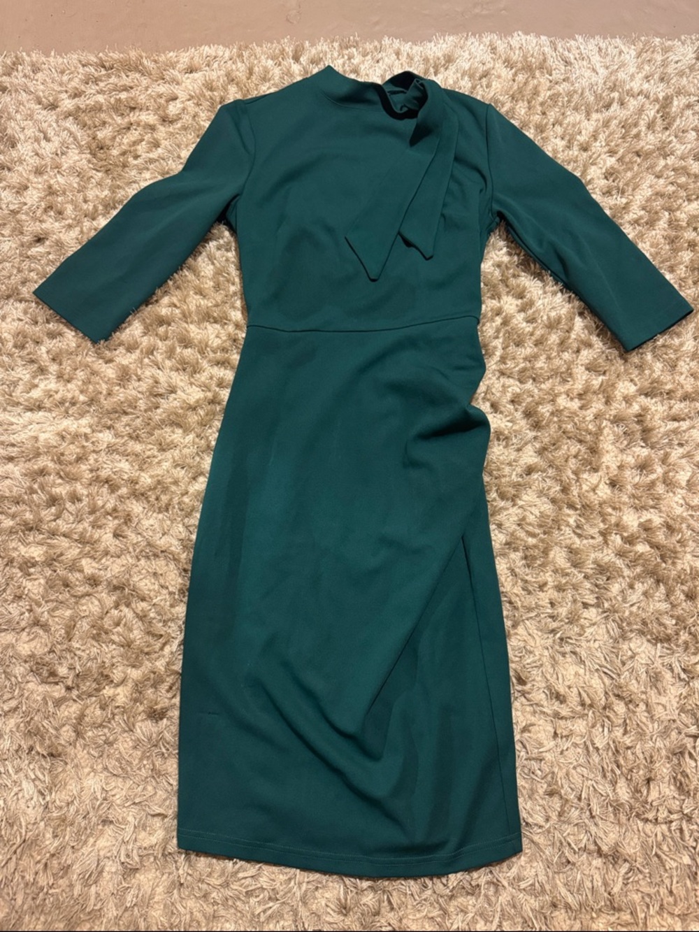 Miusol Emerald Green Tie-Neck Midi Dress - Picture 2 of 3